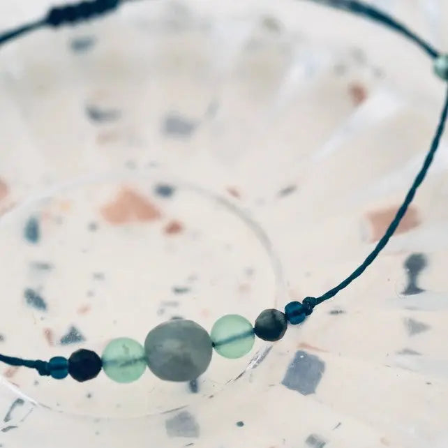 Bracelet porte bonheur Femme en pierres naturelles Trèfle à 4 Feuilles