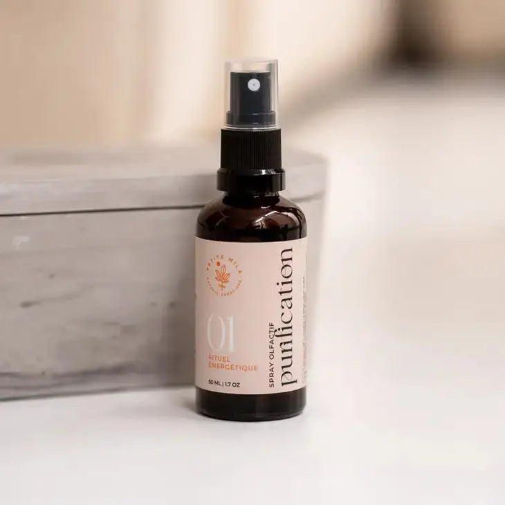 Spray de purification aux huiles essentielles bio pour aromathérapie, 50 ml, flacon avec pulvérisateur.